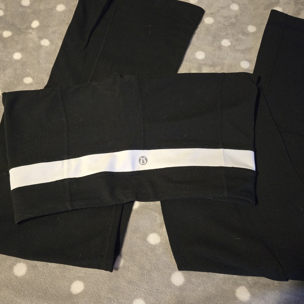 Lululemon Reversible Pants - Picture 2 of 5